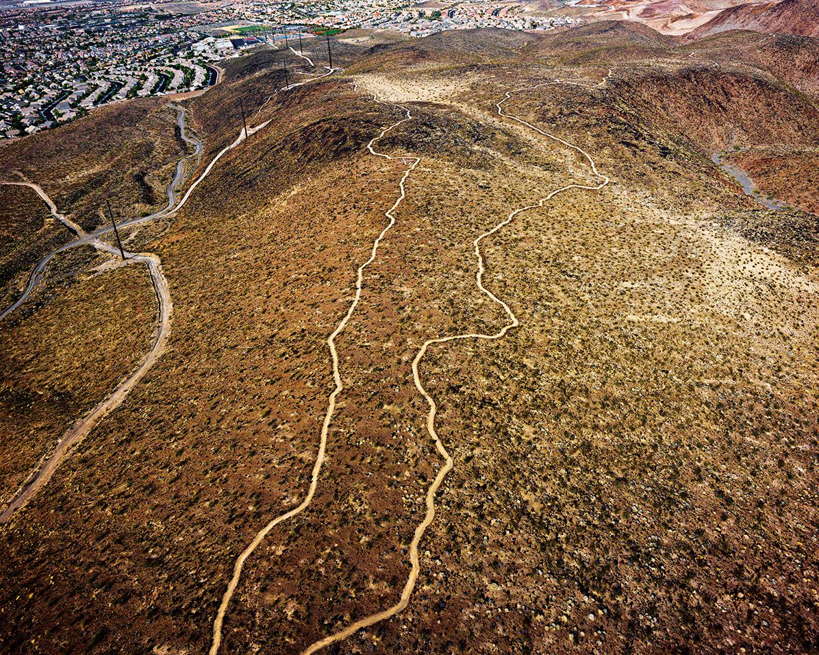Michael Light : Lake Las Vegas/Black Mountain