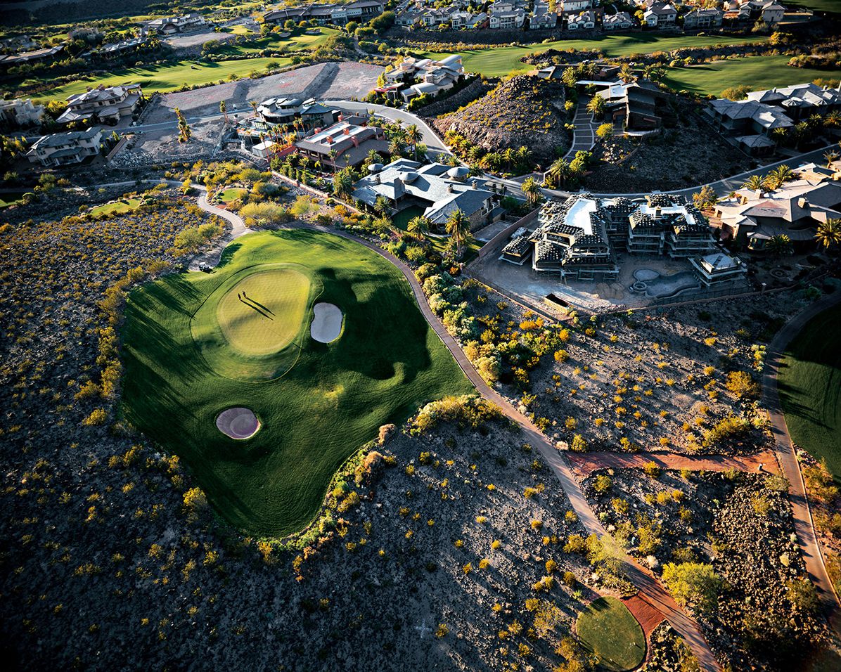 Michael Light : Lake Las Vegas/Black Mountain
