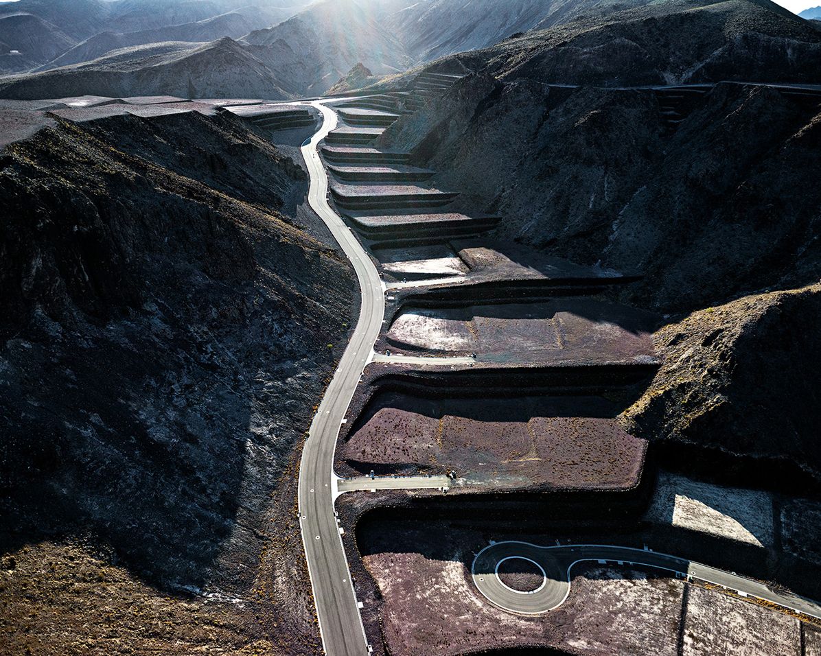 Michael Light : Lake Las Vegas/Black Mountain