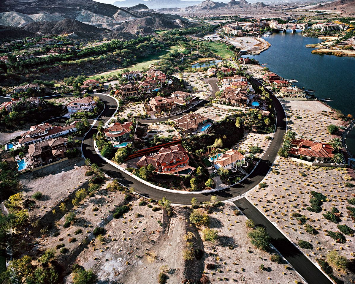 Michael Light : Lake Las Vegas/Black Mountain