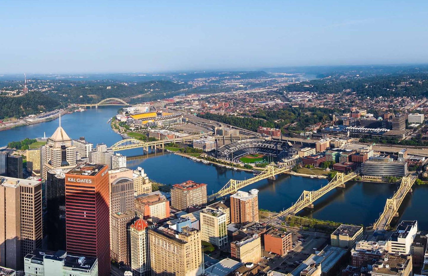 Pittsburgh, PA: A Photographic Portrait
