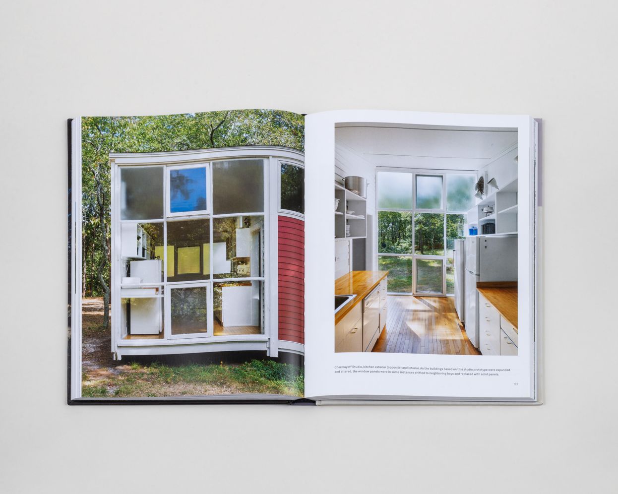 Cape Cod Modern: Midcentury Architecture and Community on the Outer Cape