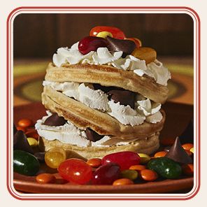 Stranger Things: The Official Cookbook: Recipes from Hawkins and Beyond