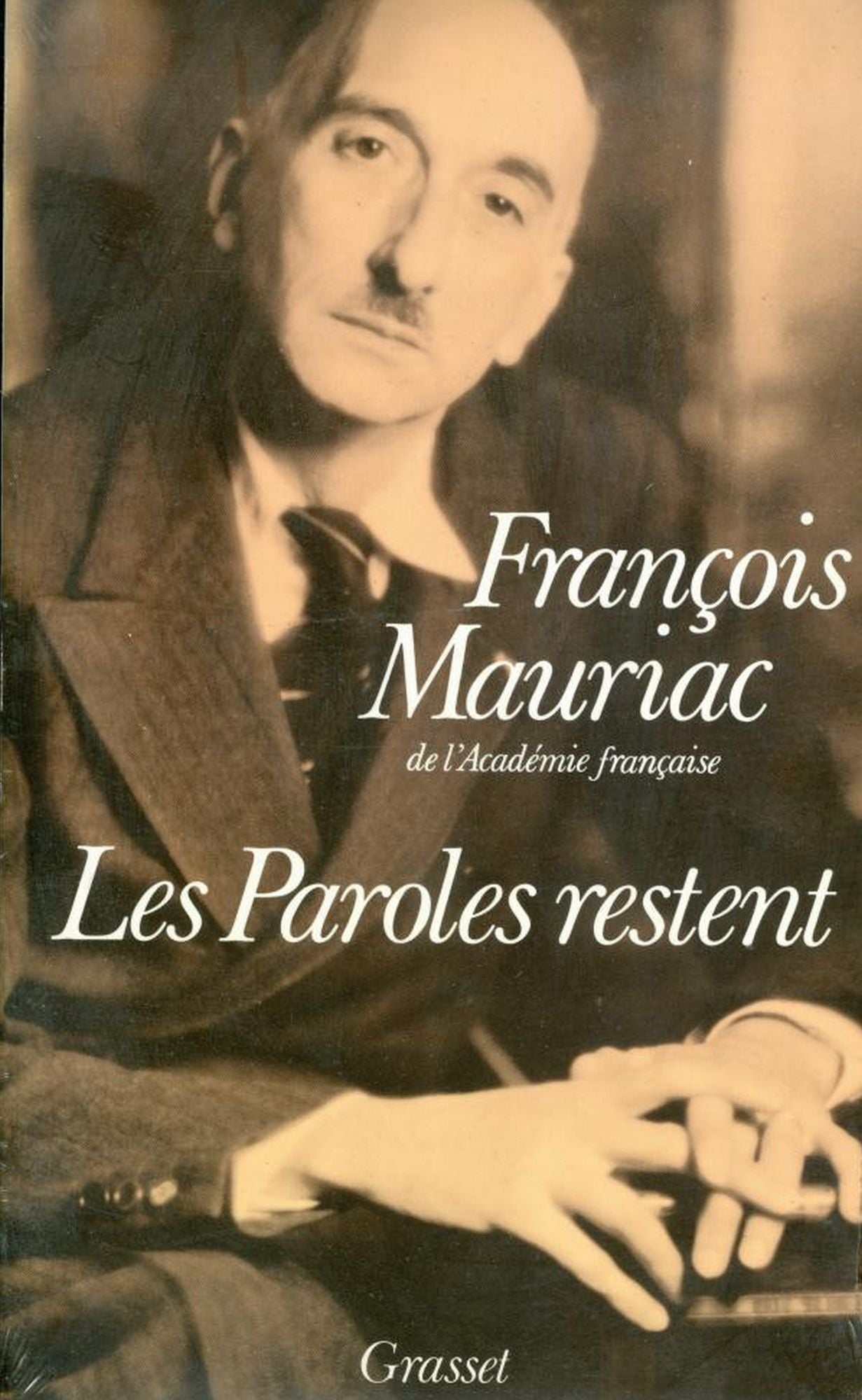 Les paroles restent