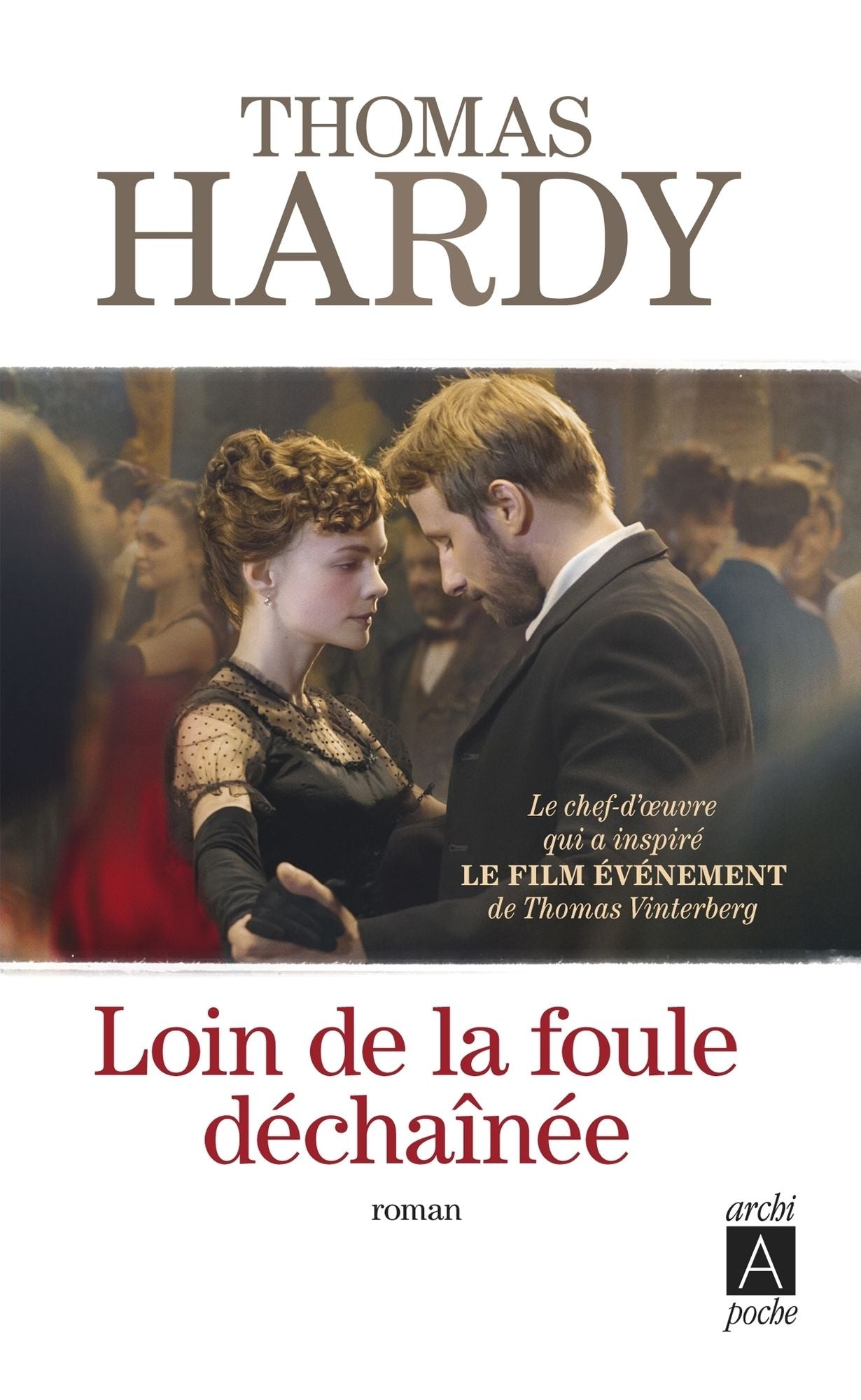 Loin de la foule déchaînée