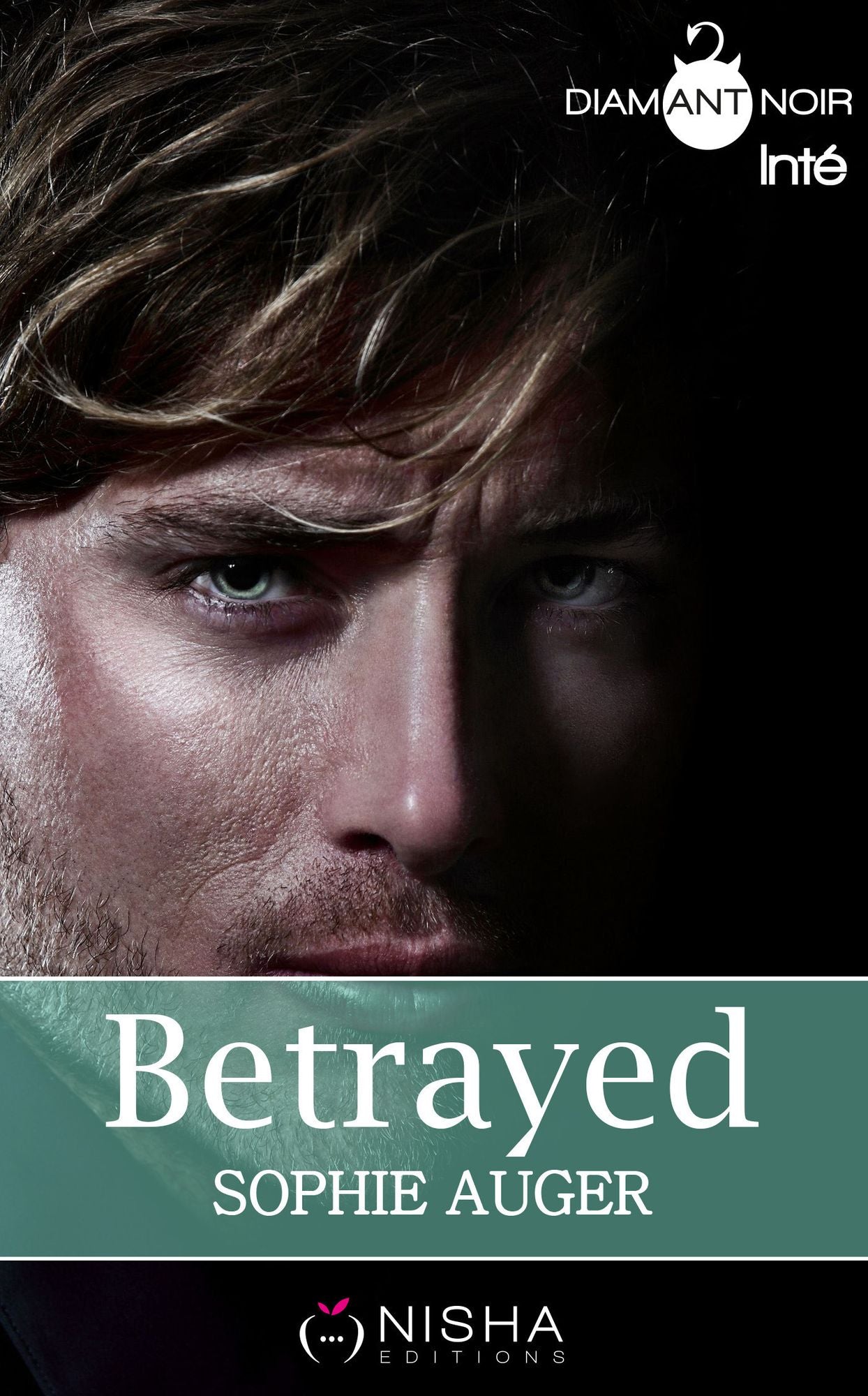 Betrayed - Intégrale