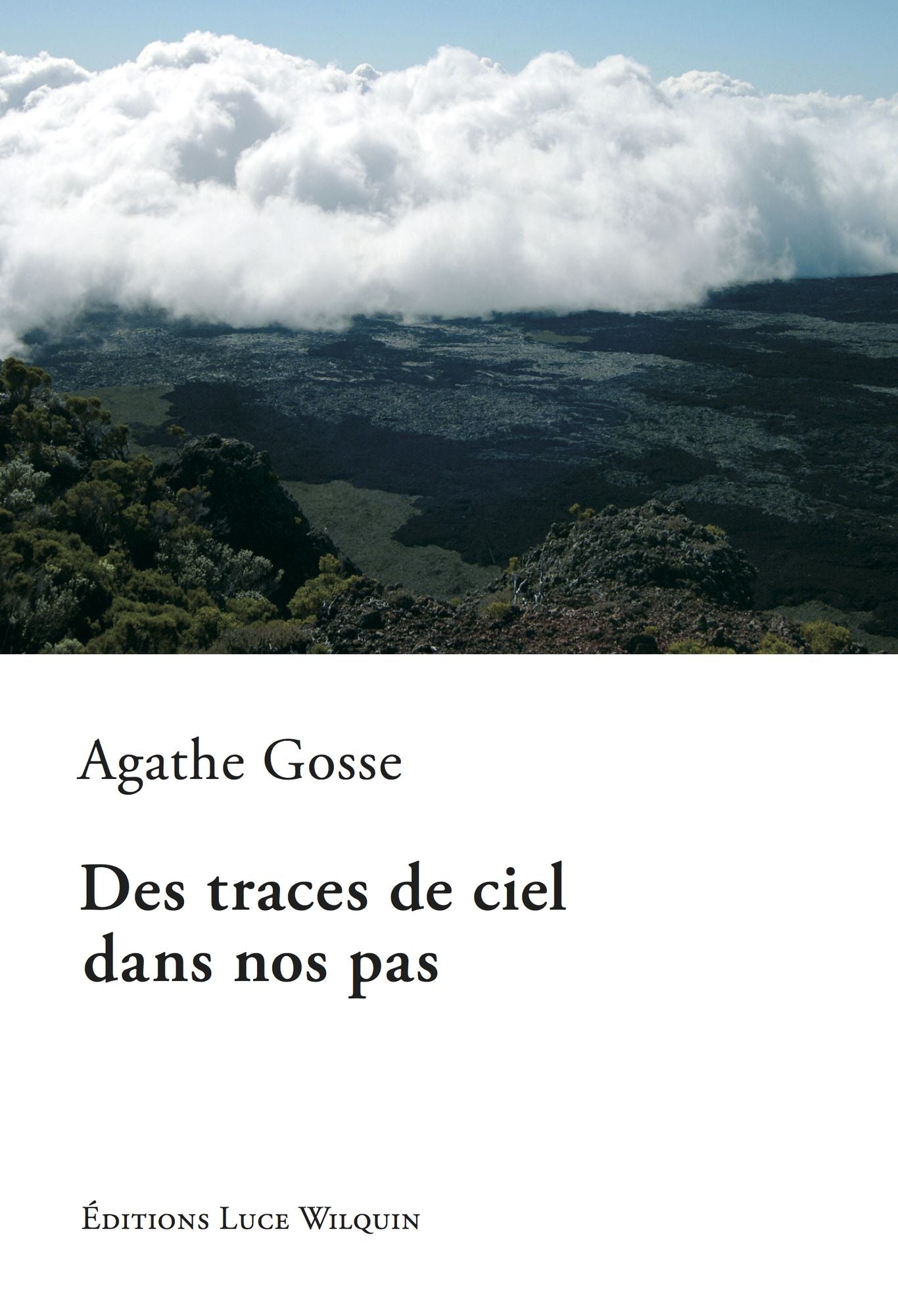 Des traces de ciel dans nos pas: Un roman initiatique