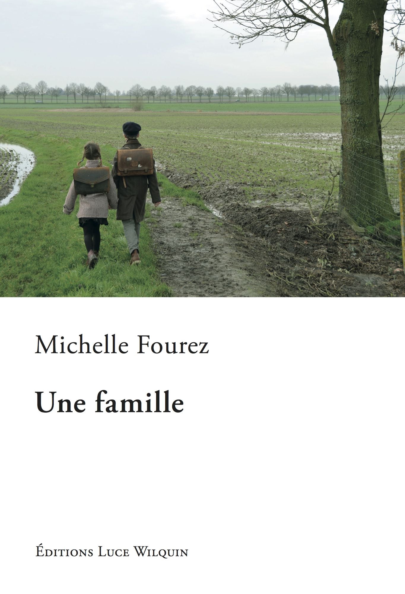 Une famille: Un roman émouvant