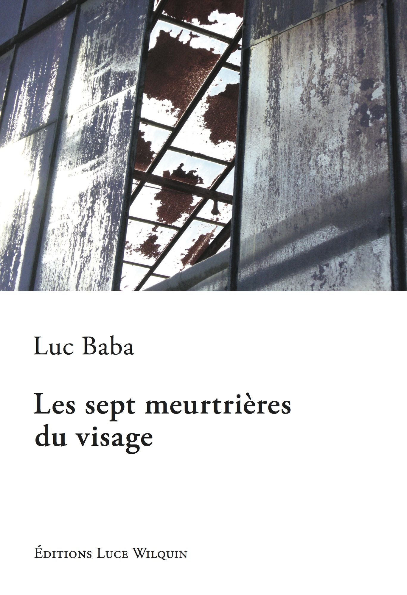 Les sept meurtrières du visage: Un roman surprenant
