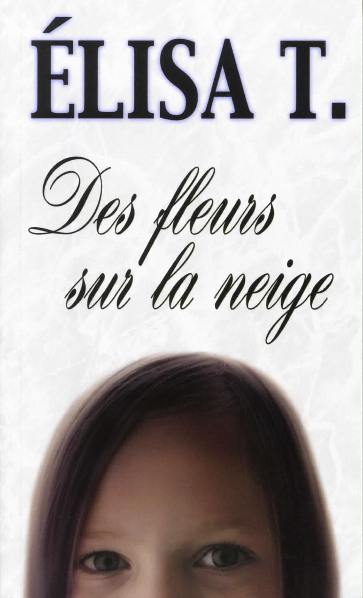 Des fleurs sur la neige