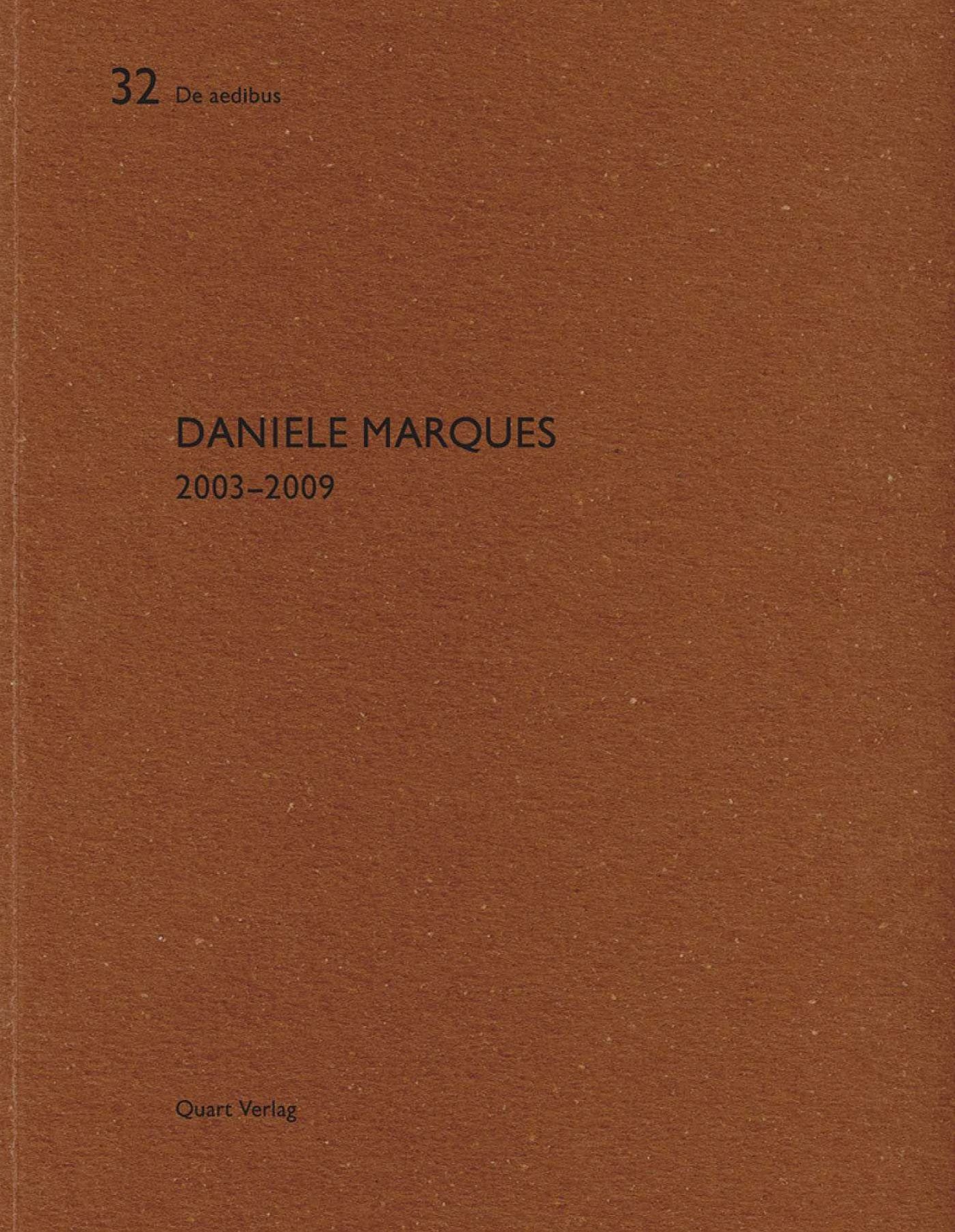 Daniele Marques: De Aedibus 32