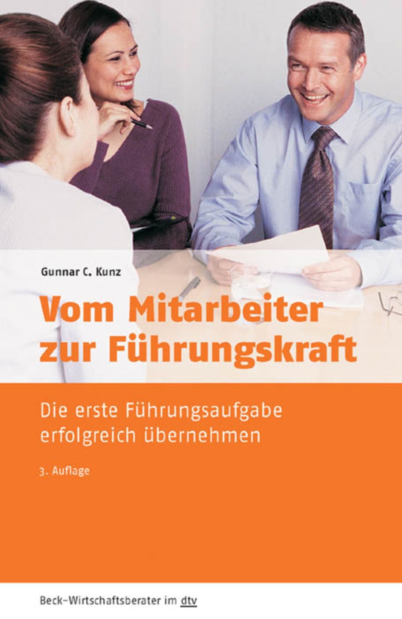 Vom Mitarbeiter zur Führungskraft: Die erste Führungsaufgabe erfolgreich übernehmen
