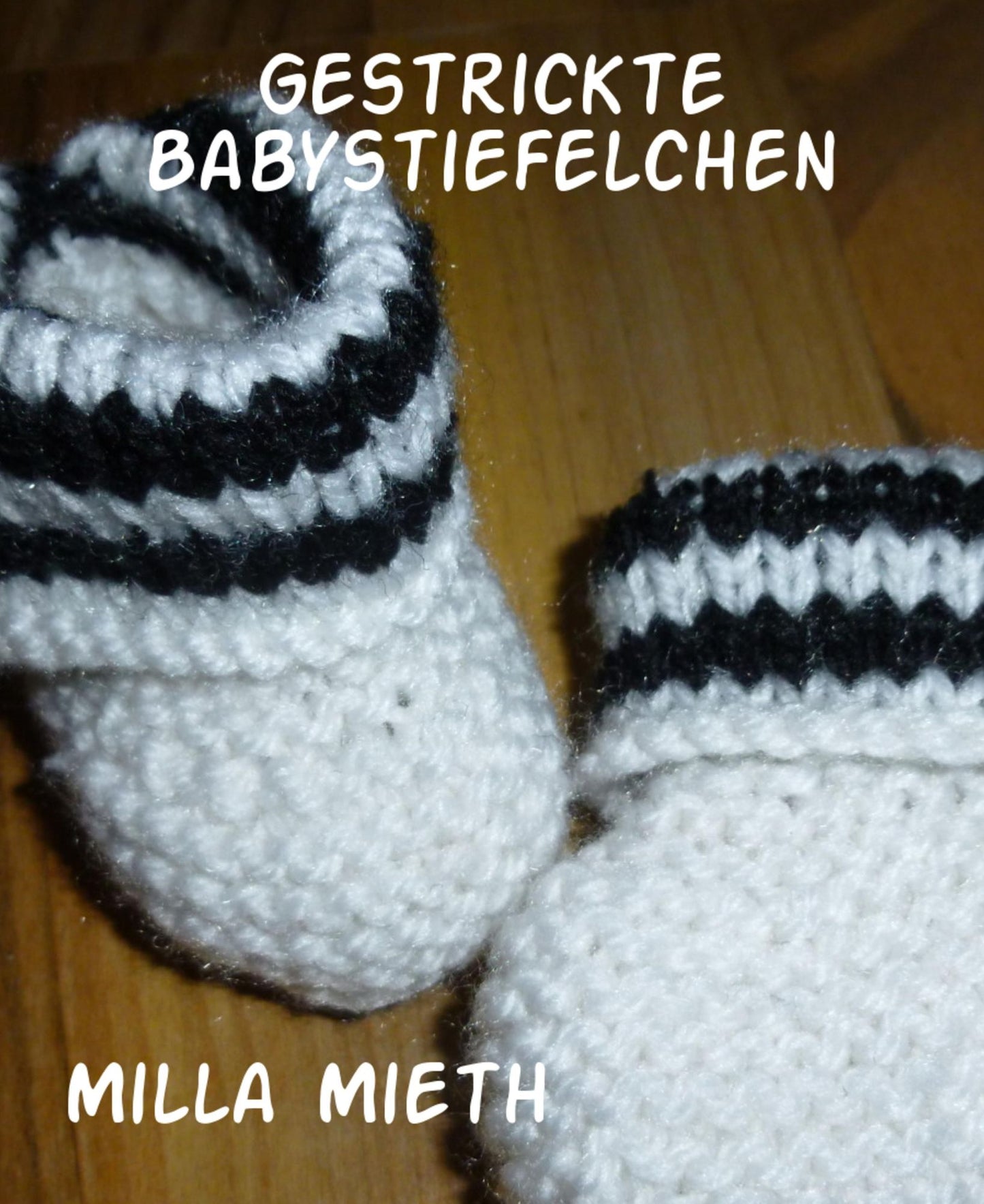 Gestrickte Babystiefelchen