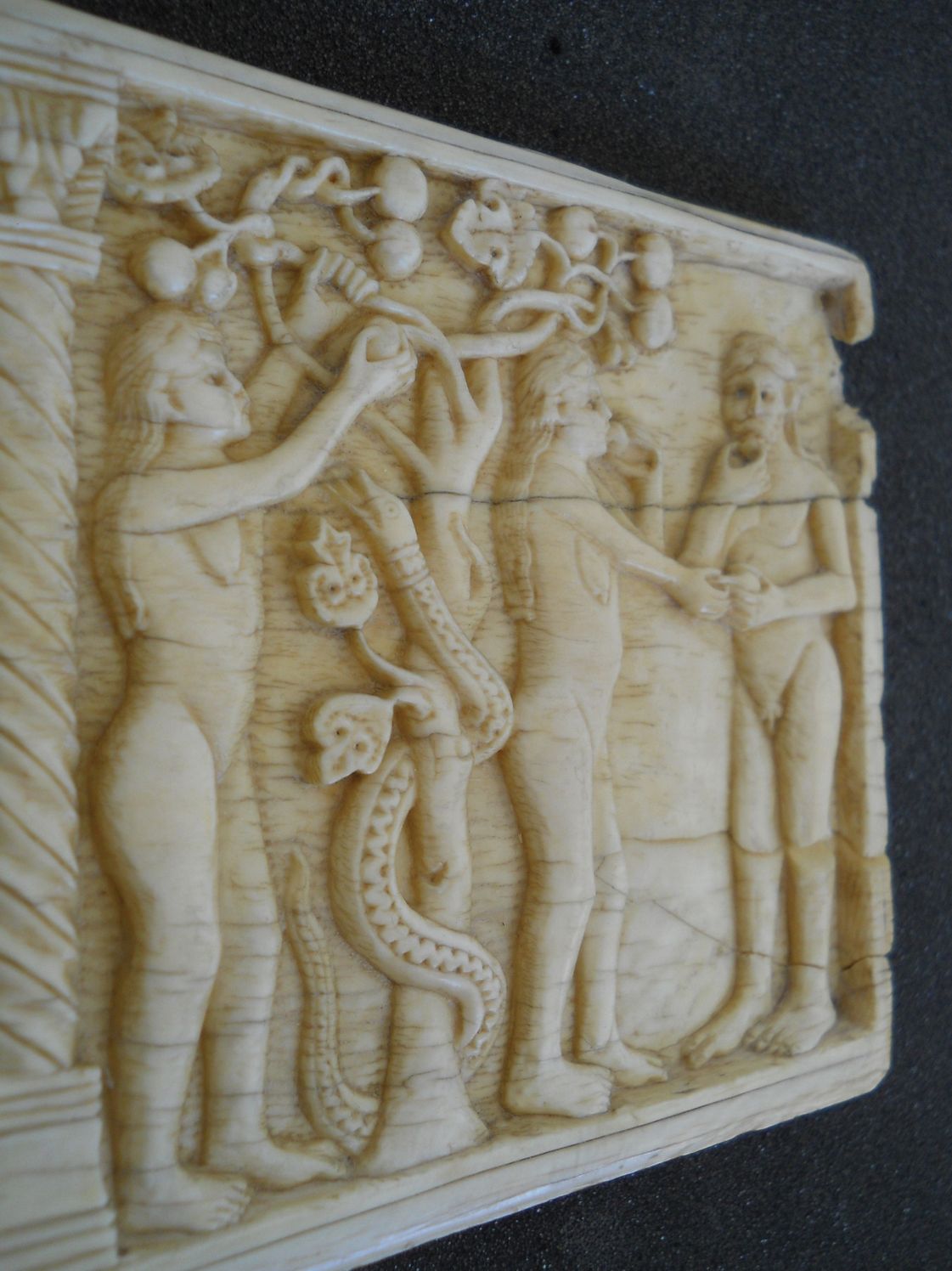 The Salerno Ivories: Objects, Histories, Contexts