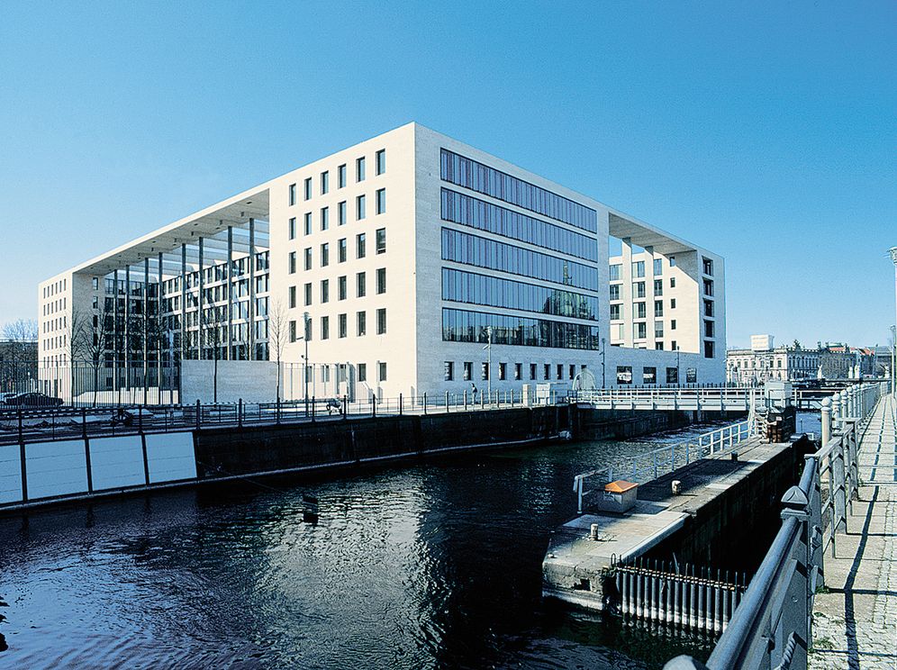 Berlin: Art and Architecture