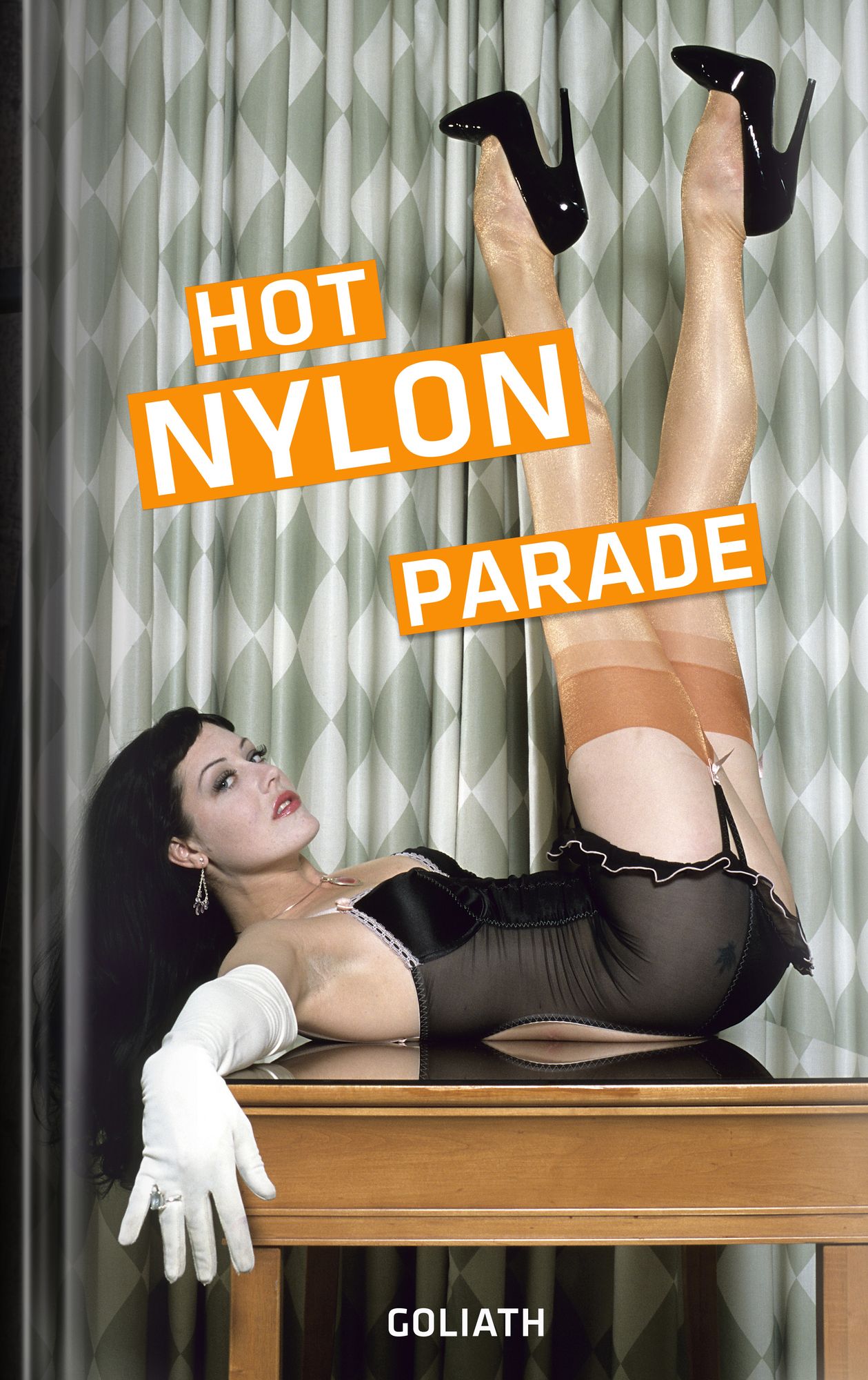 Hot Nylon Parade: Sexy Beine, sexy Mädchen, sexy Strümpfe