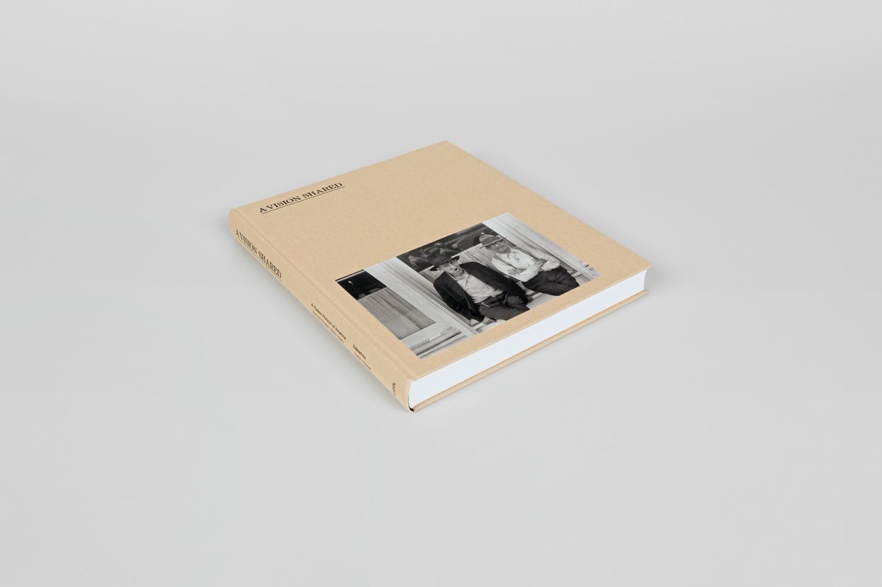 A Vision Shared: A Portrait of America 1935-1943