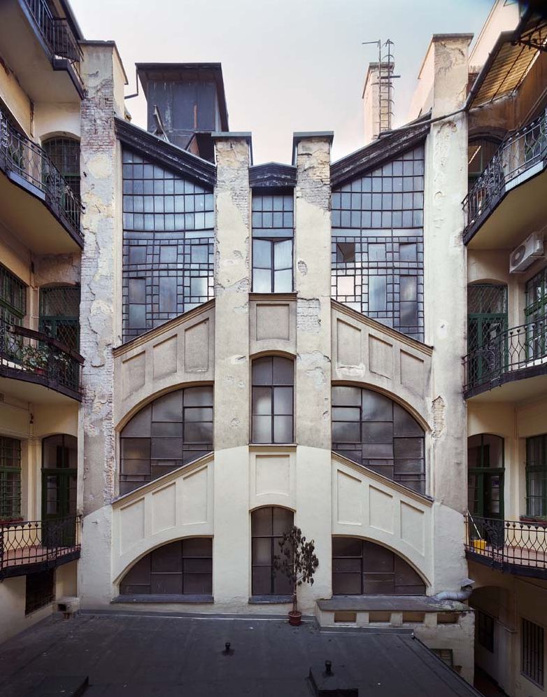 Yves Marchand & Romain Meffre: Budapest Courtyards
