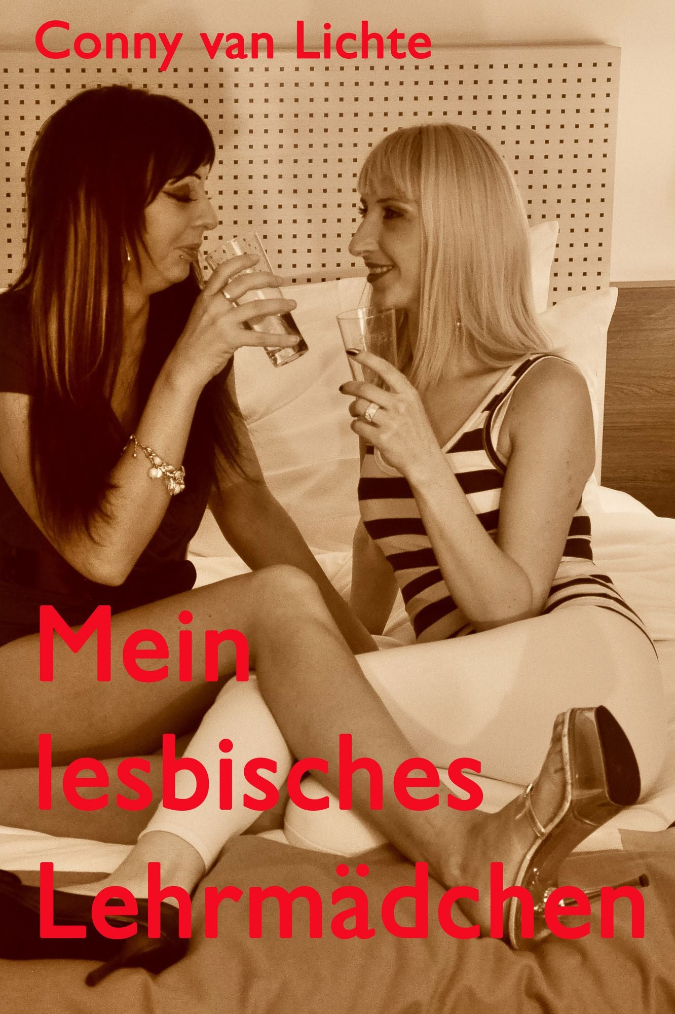 Mein lesbisches Lehrmädchen: Eine erotische Geschichte von Conny van Lichte