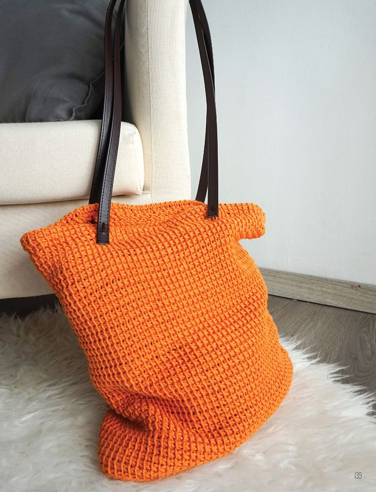 Home Decoration in Crochet: 25 Colourful Designs to Brighten Your Home