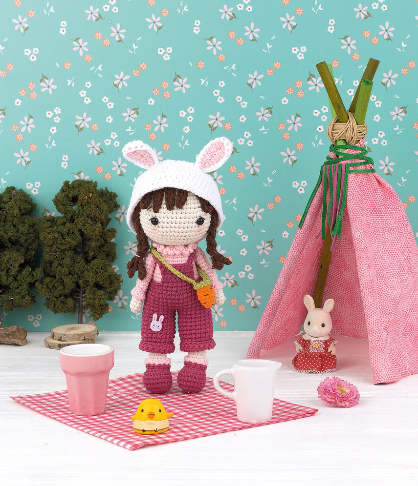 Sweet Crochet Friends : 16 Amigurumi Creations from Khuc Cay