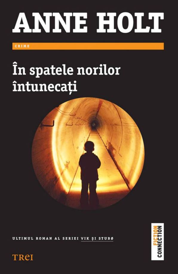 În spatele norilor întunecați