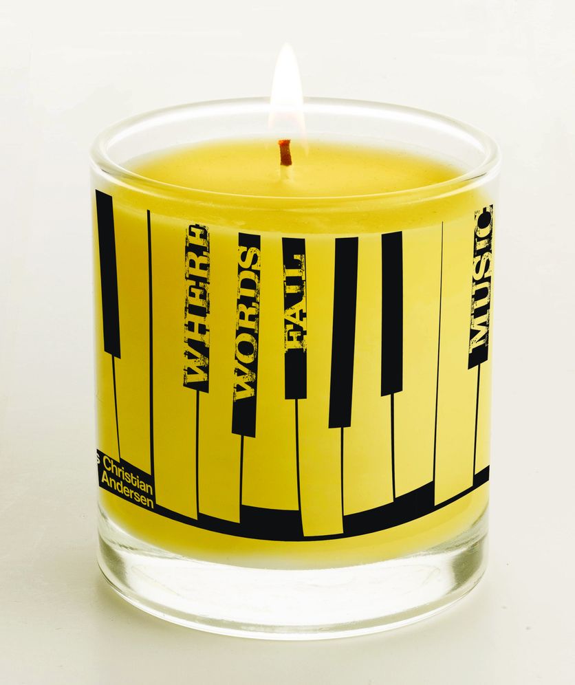 Hans Christian Andersen Candle - Vanilla: (Candle)