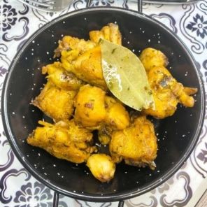 Las recetas de mi madre: La primera vez que te divertirás leyendo un libro de re cetas / Mom's Recipes