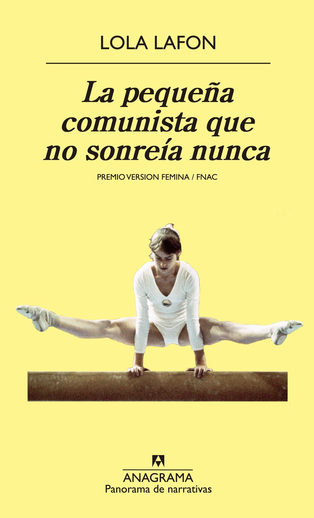 La pequeña comunista que no sonreía nunca (The Little Communist Who Never Smiled)