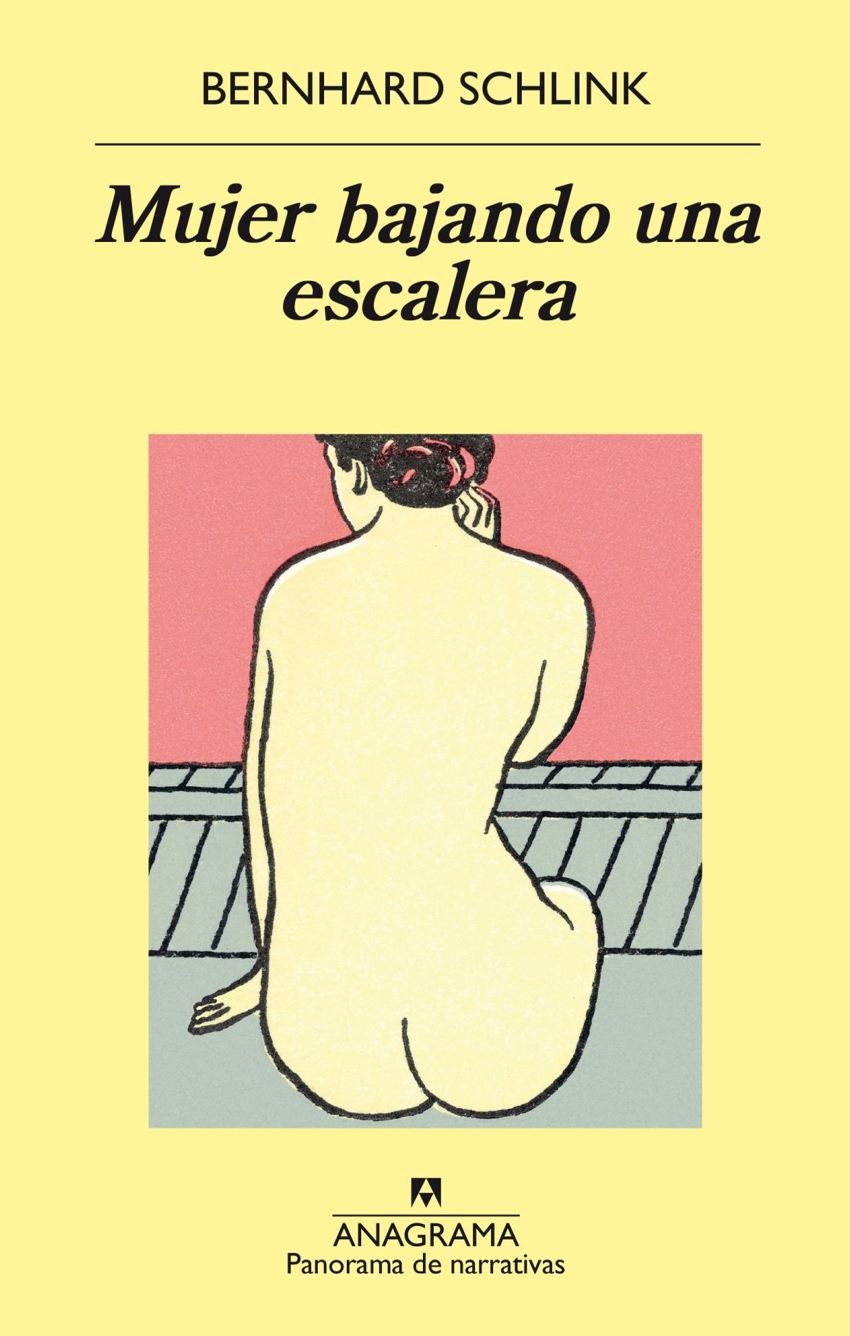 Mujer bajando una escalera