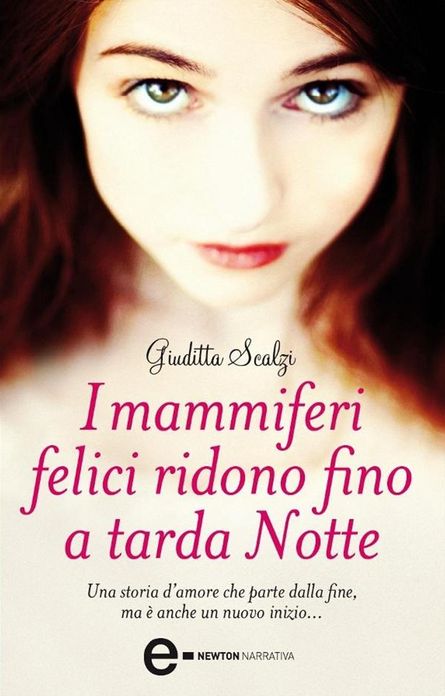 I mammiferi felici ridono fino a tarda notte