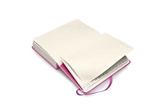 Moleskine 2015 Daily Planner, 12 Month, Pocket, Magenta, Hard Cover (3.5 X 5.5)