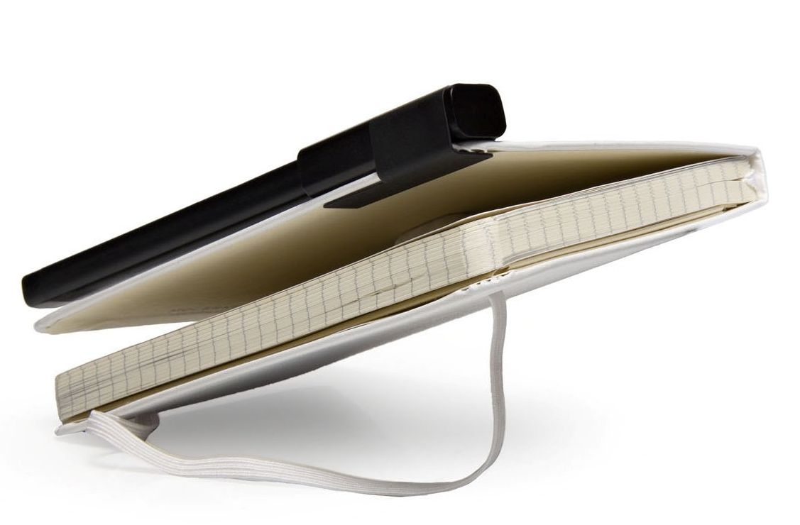 Moleskine Classic Roller Pen Plus Black, Medium 0.7 mm