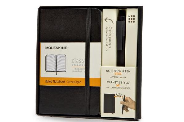 Moleskine Classic Notebook and Pen Pack (Hard Cover, Pocket, Ruled Notebook and Fine 0.5 MM Pen, Black)