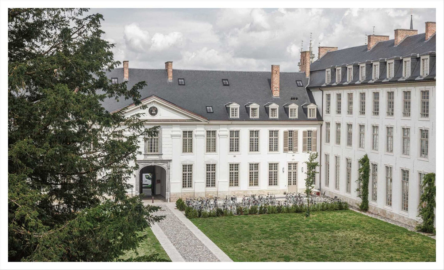 KU Leuven: Images of a University