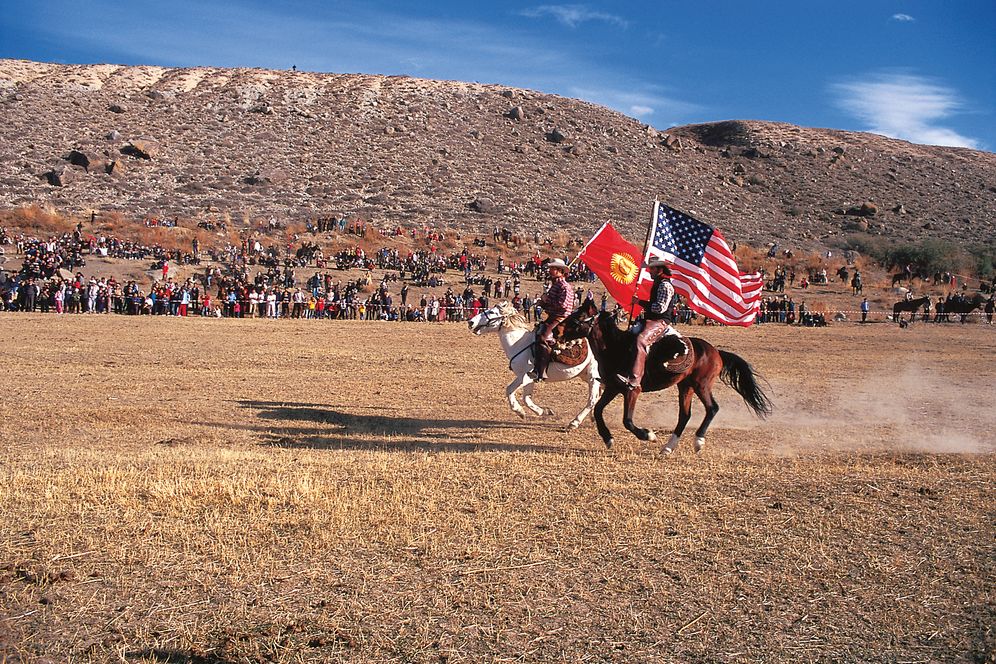Kyrgyz Republic: Heart of Central Asia