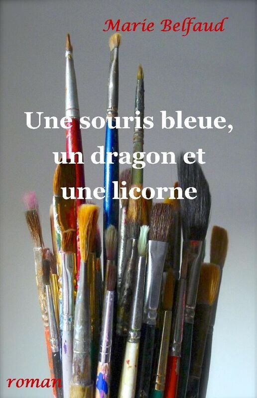 Une souris bleue, un dragon et une licorne
