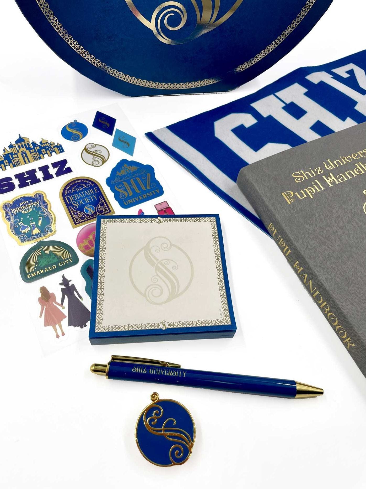 Wicked: Shiz University Deluxe Gift Set
